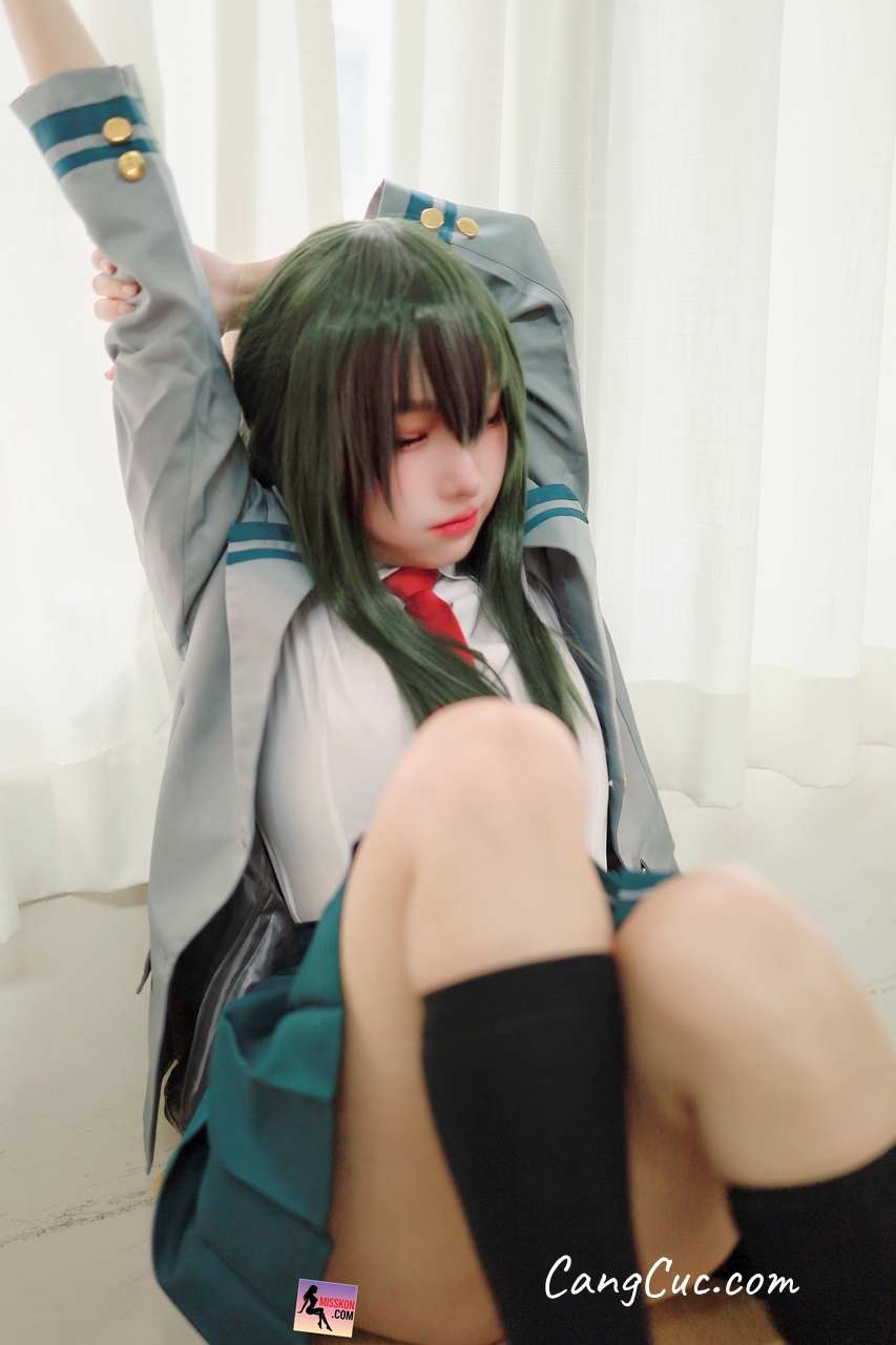 Coser@慕慕Momo - 學生服 [自慰+啪啪]